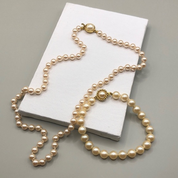 vintage Jewelry - Curated bundle vintage faux pearl jewelry set necklace and bracelet